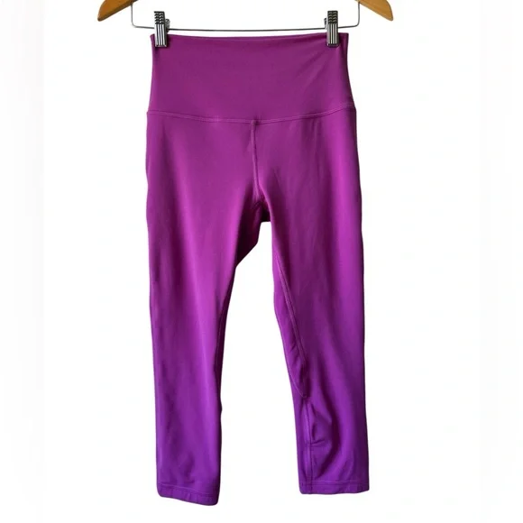 Lululemon Athletica Cropped Leggings - Picture 2 of 7